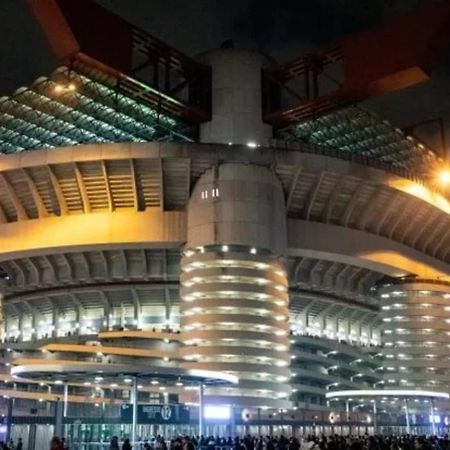 San Siro Comfort Apartment In Milano Exterior foto